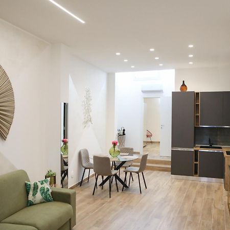Ferienwohnung Luxury Regina 14 Bari Exterior foto