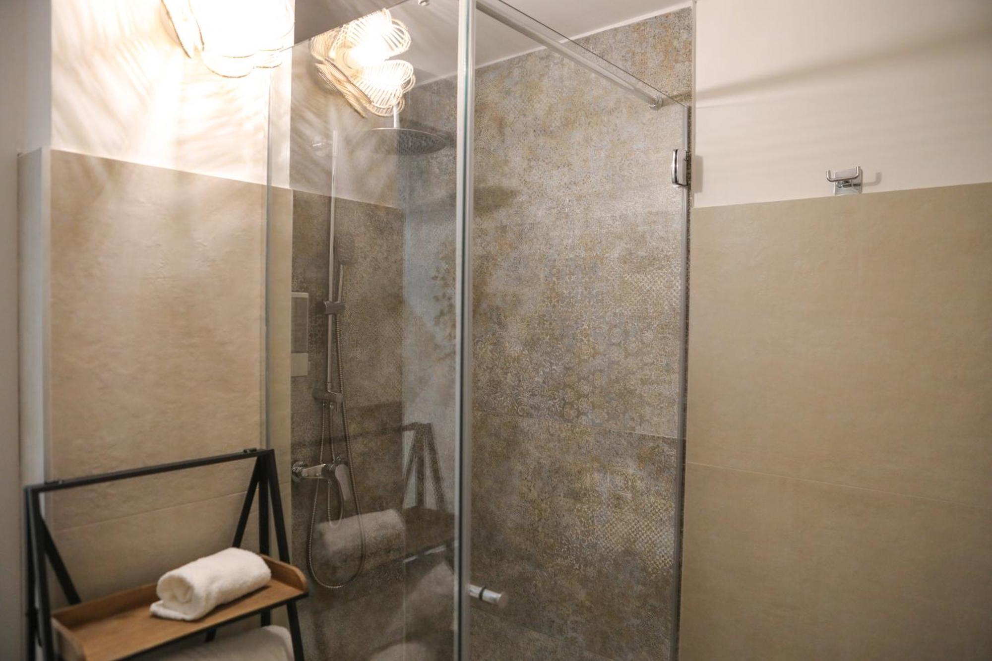 Ferienwohnung Luxury Regina 14 Bari Exterior foto